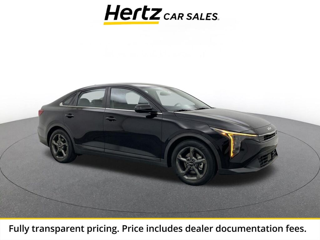 2026 Kia K4 LXS — photo 1 of 2