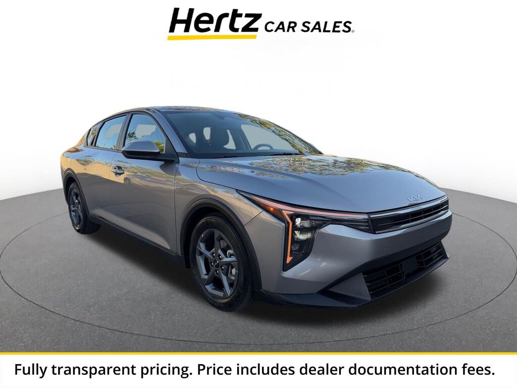 2025 Kia K4 LXS — photo 1 of 1