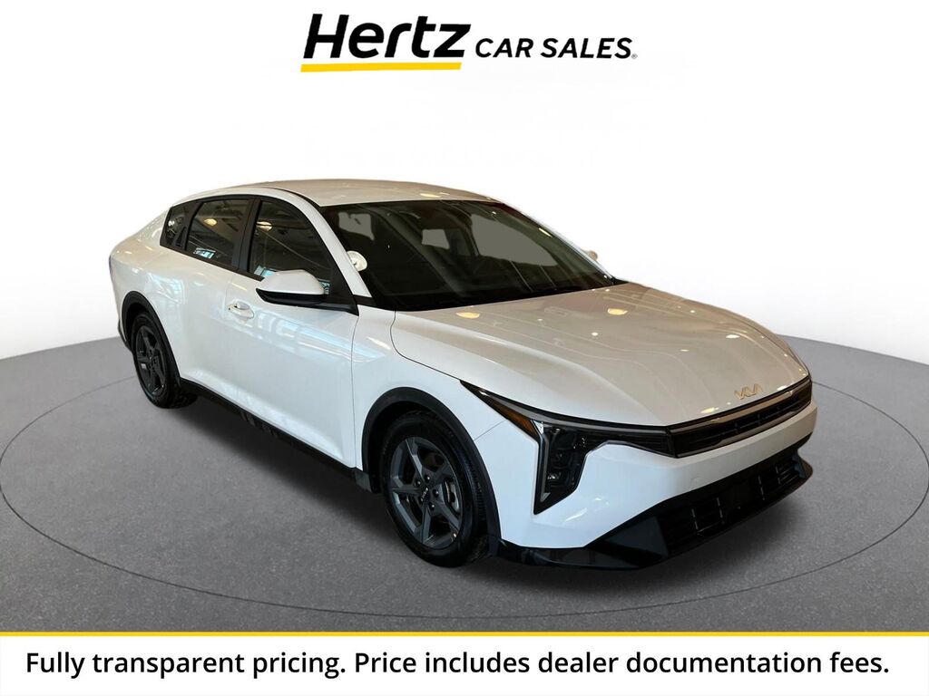 2025 Kia K4 LXS — photo 1 of 1