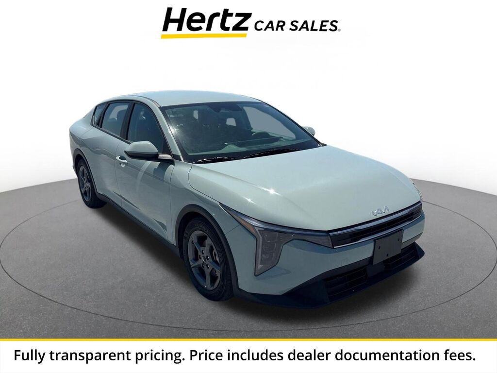 2025 Kia K4 LXS — photo 1 of 1