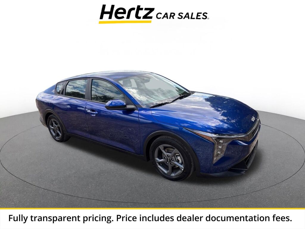 2025 Kia K4 LXS — photo 1 of 1
