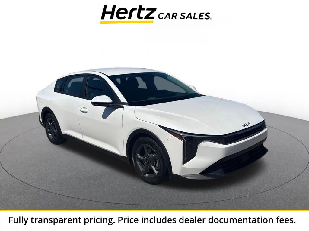 2025 Kia K4 LXS — photo 1 of 1