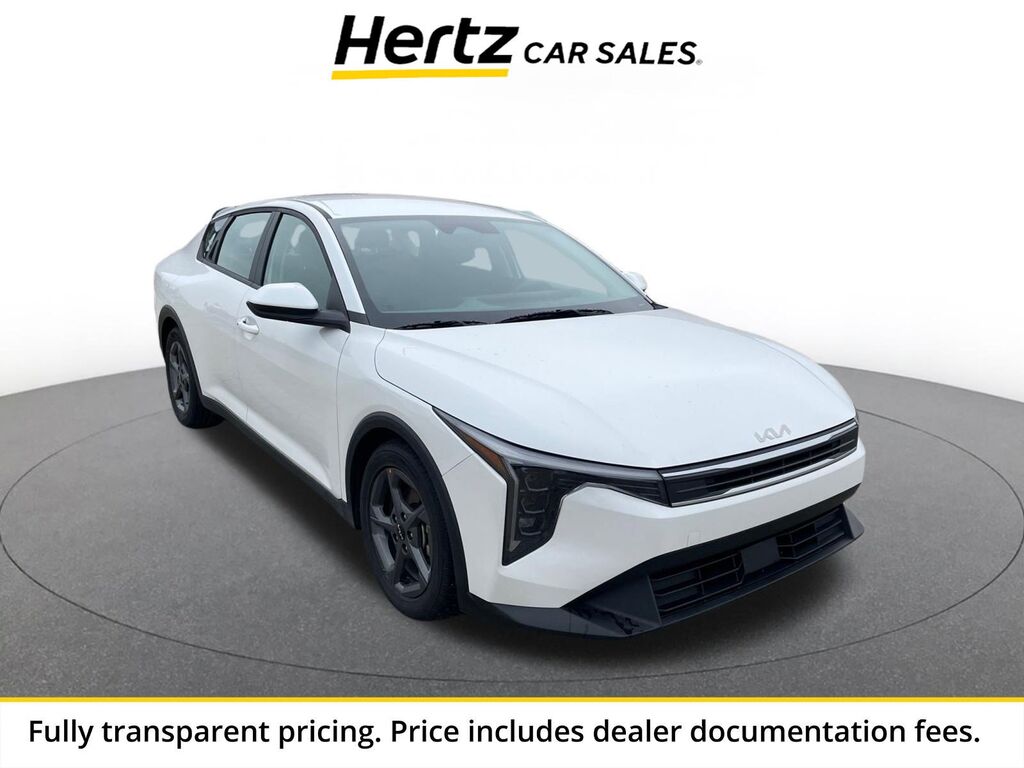 2025 Kia K4 LXS — photo 1 of 1