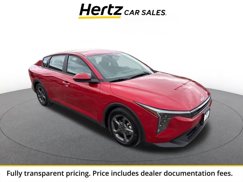 2025 Kia K4 LXS — photo 1 of 1