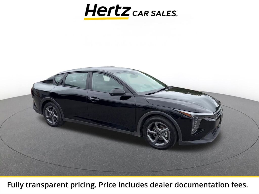 2025 Kia K4 LXS — photo 1 of 1