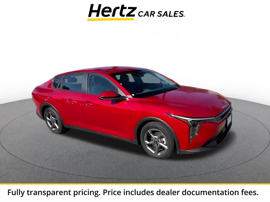 2025 Kia K4 LXS — photo 1 of 1