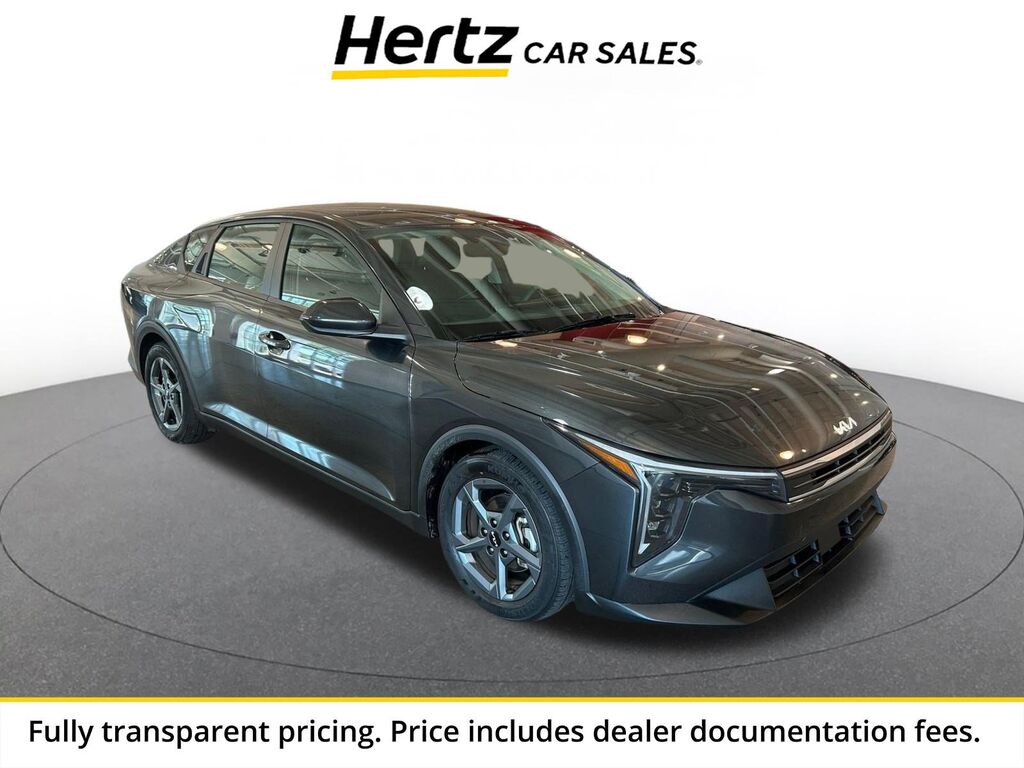 2025 Kia K4 LXS — photo 1 of 1