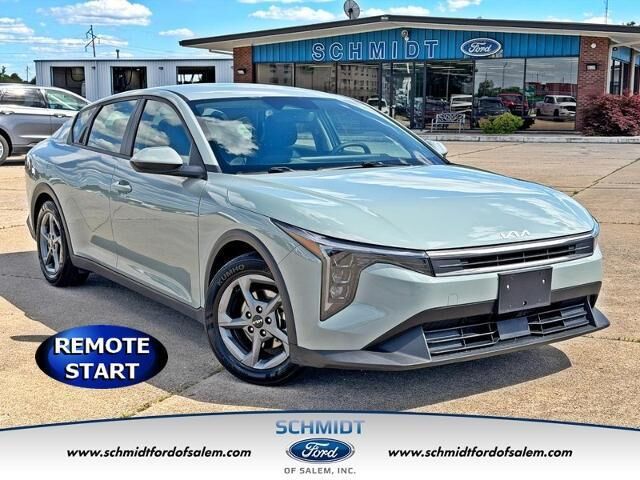 2025 Kia K4 LX