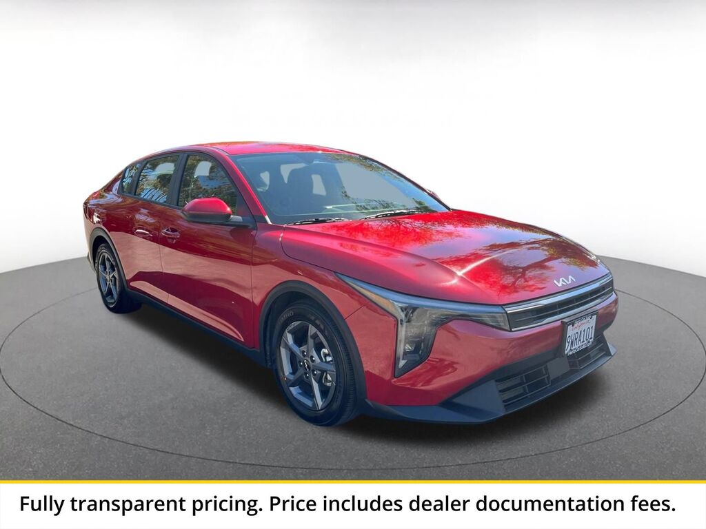2026 Kia K4 LXS — photo 1 of 1