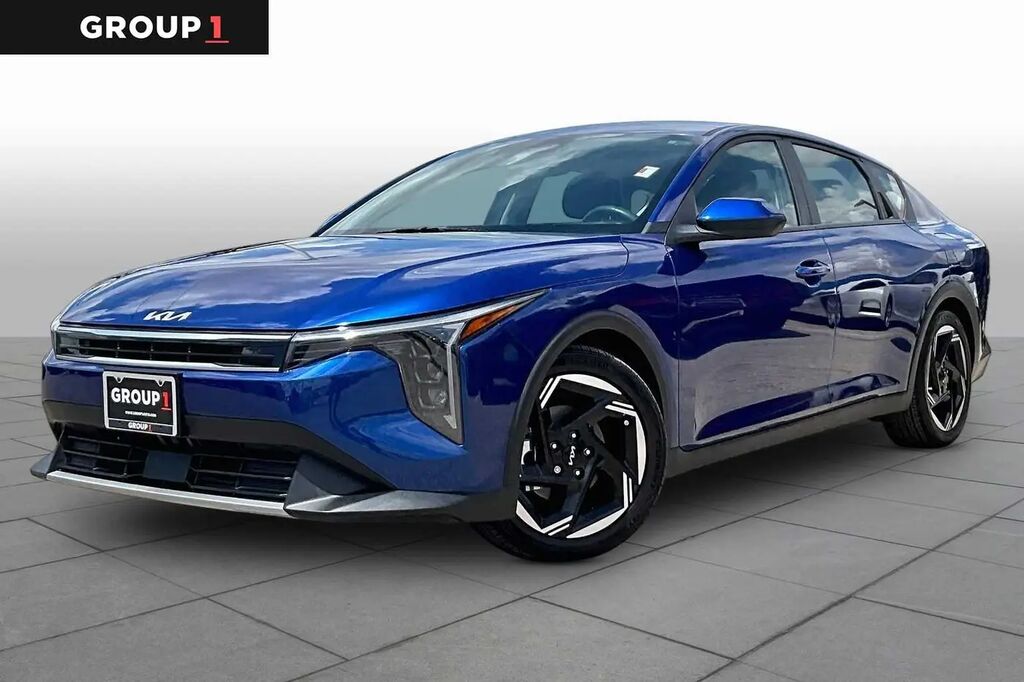 2025 Kia K4 EX — photo 1 of 13