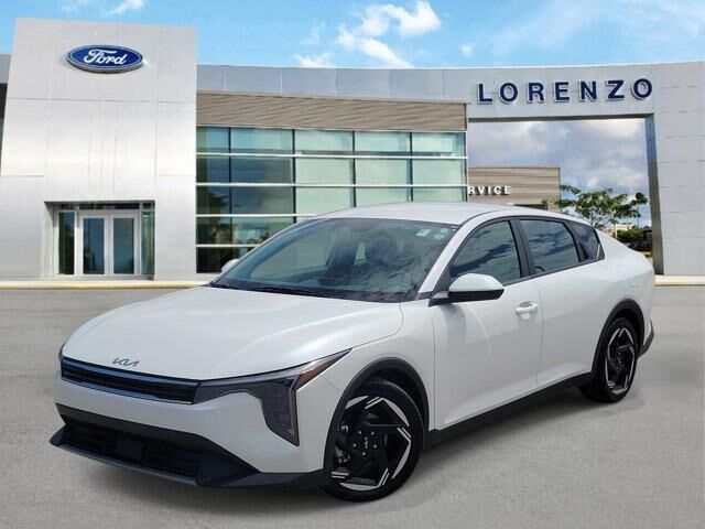 2025 Kia K4 EX