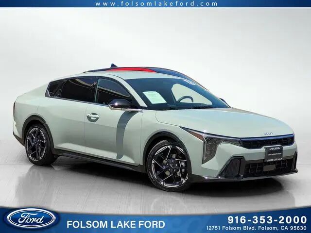 2025 Kia K4 GT-Line