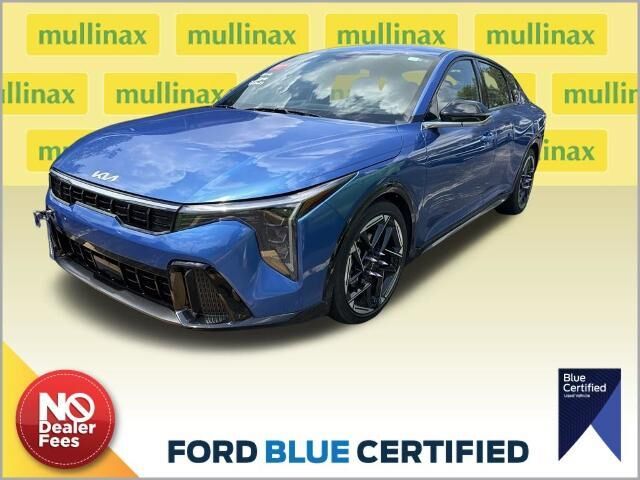 2025 Kia K4 GT-Line