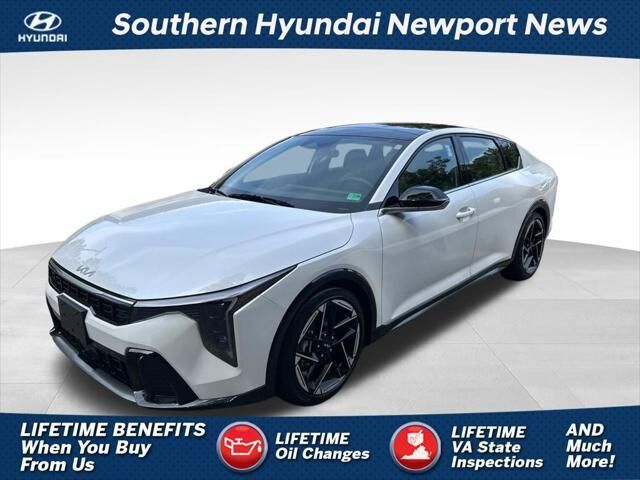 2025 Kia K4 GT-Line