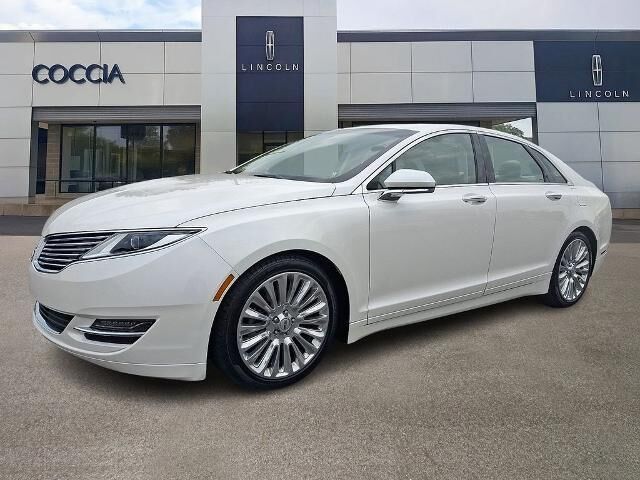 2016 Lincoln MKZ Base