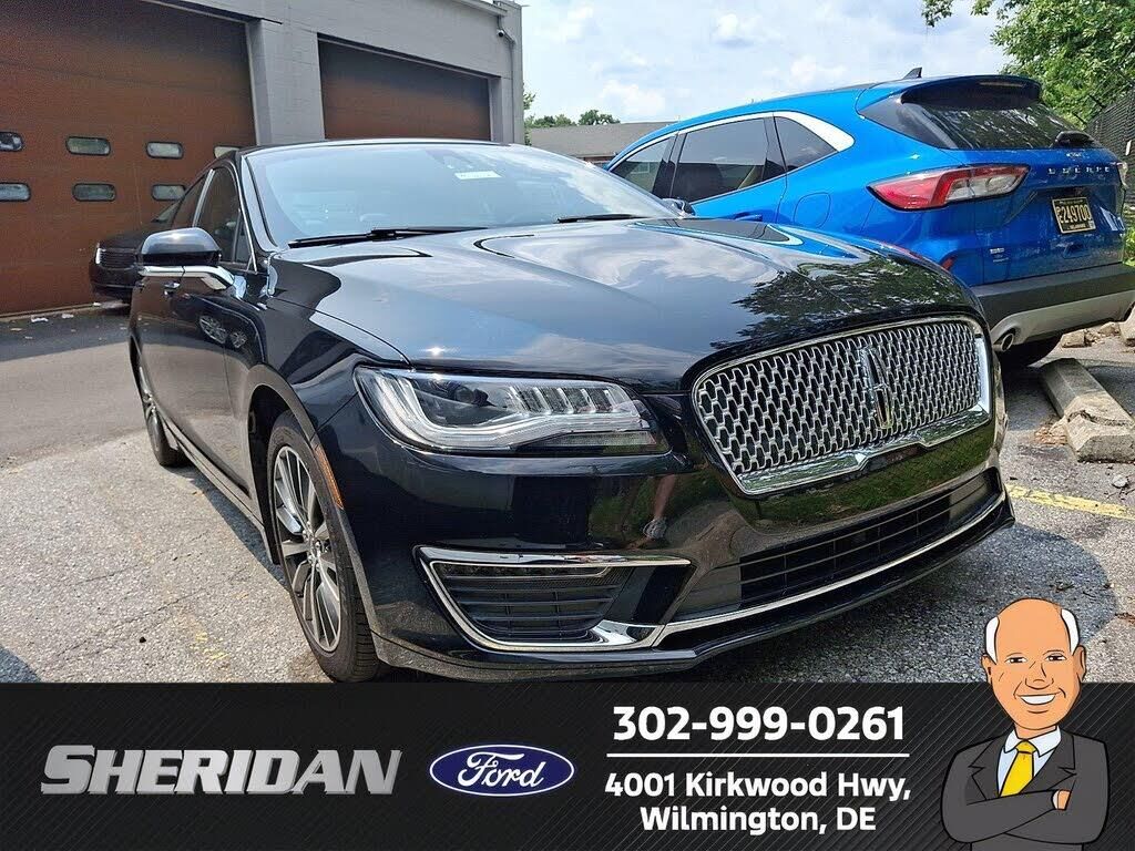 2020 Lincoln MKZ Standard — photo 1 of 1
