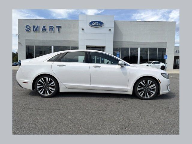 2017 Lincoln MKZ Select