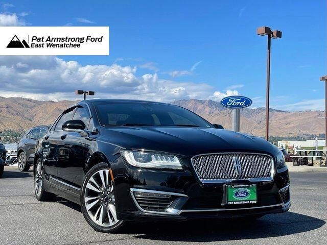 2017 Lincoln MKZ Select