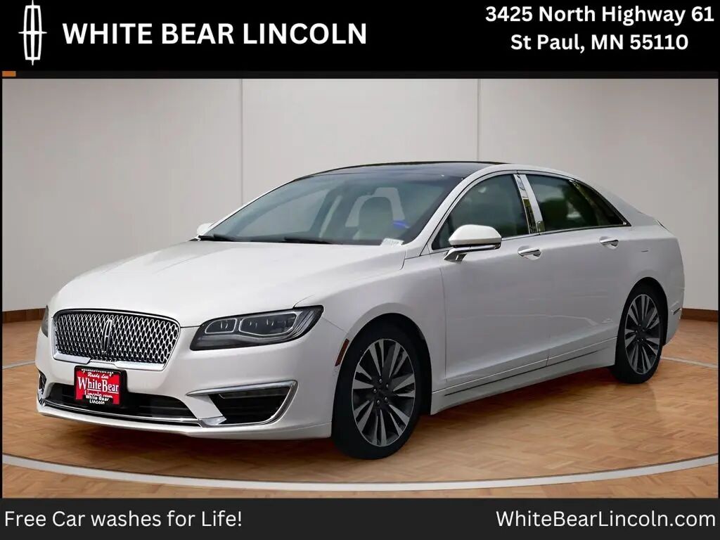 2019 Lincoln MKZ Reserve II — photo 1 of 13
