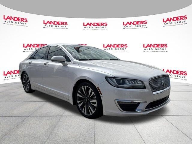 2019 Lincoln MKZ Reserve II — photo 1 of 12