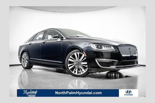 2020 Lincoln MKZ Reserve — photo 1 of 13