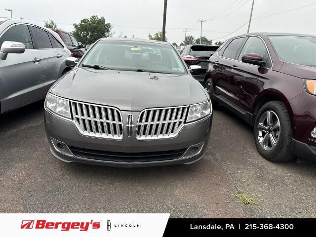 2012 Lincoln MKZ Base