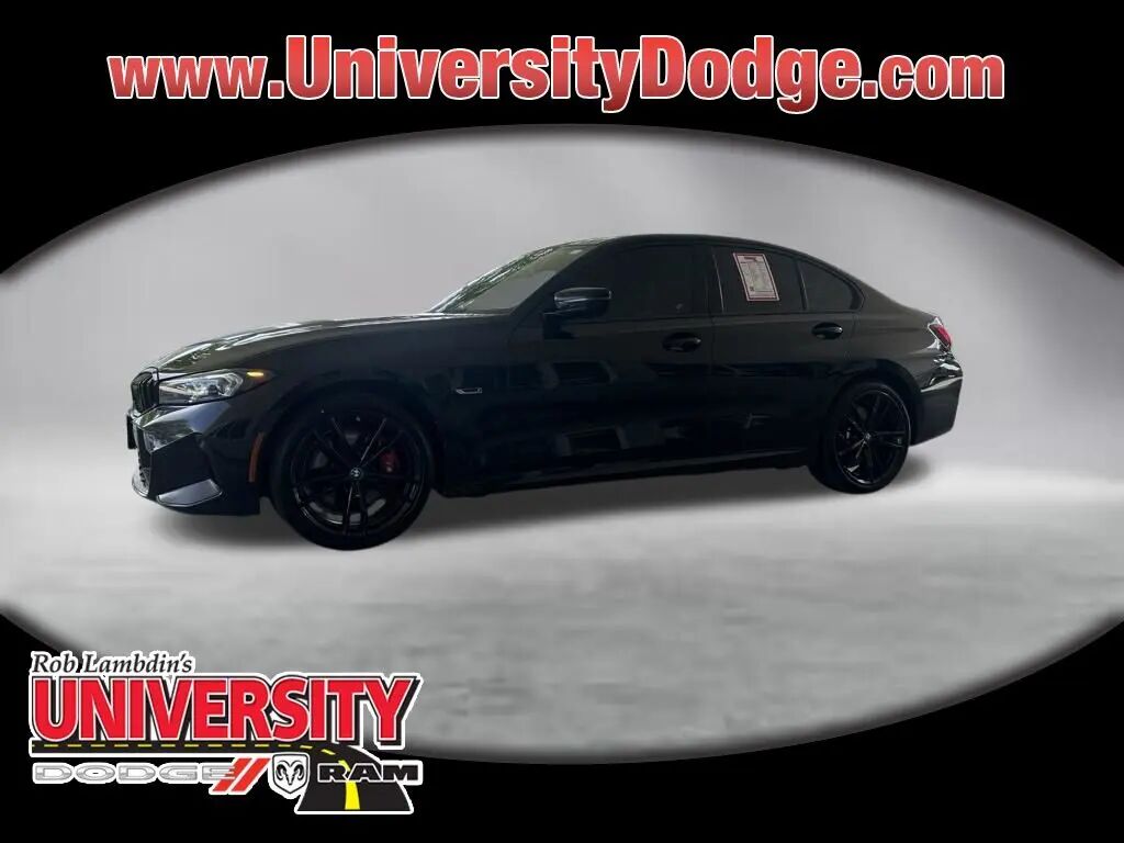 2023 BMW 3 Series 330e — photo 1 of 13
