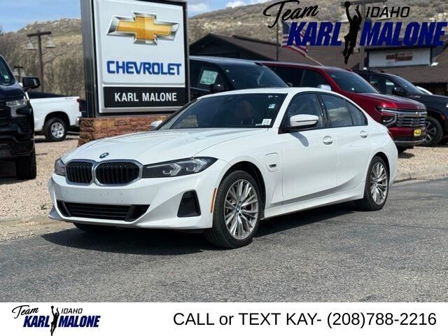 2023 BMW 3 Series 330e xDrive