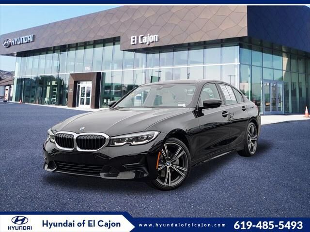 2022 BMW 3 Series 330i — photo 1 of 13