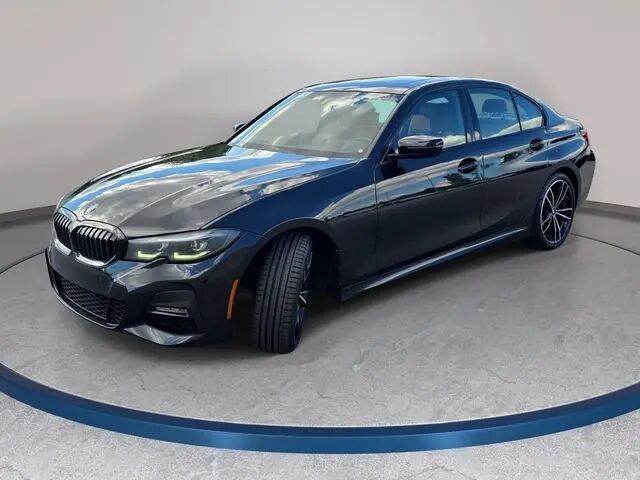 2022 BMW 3 Series 330i — photo 1 of 13