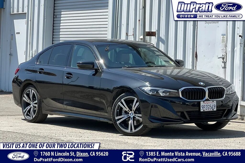 2023 BMW 3 Series 330i — photo 1 of 13