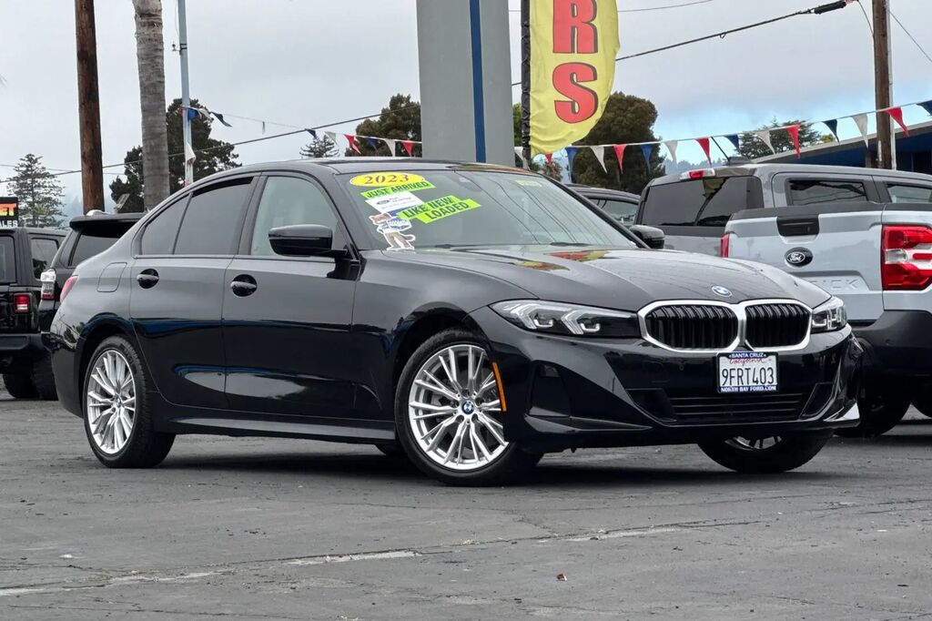 2023 BMW 3 Series 330i — photo 1 of 10
