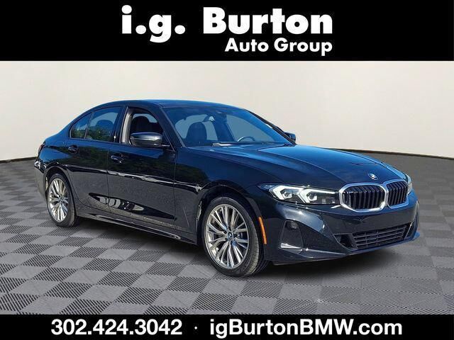 2023 BMW 3 Series 330i xDrive — photo 1 of 13