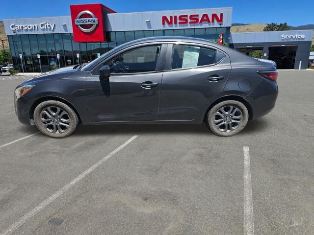 2019 Toyota Yaris Sedan LE