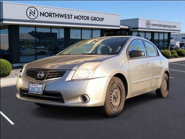 2012 Nissan Sentra 2.0 S — photo 1 of 13