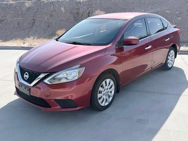 2016 Nissan Sentra S — photo 1 of 13