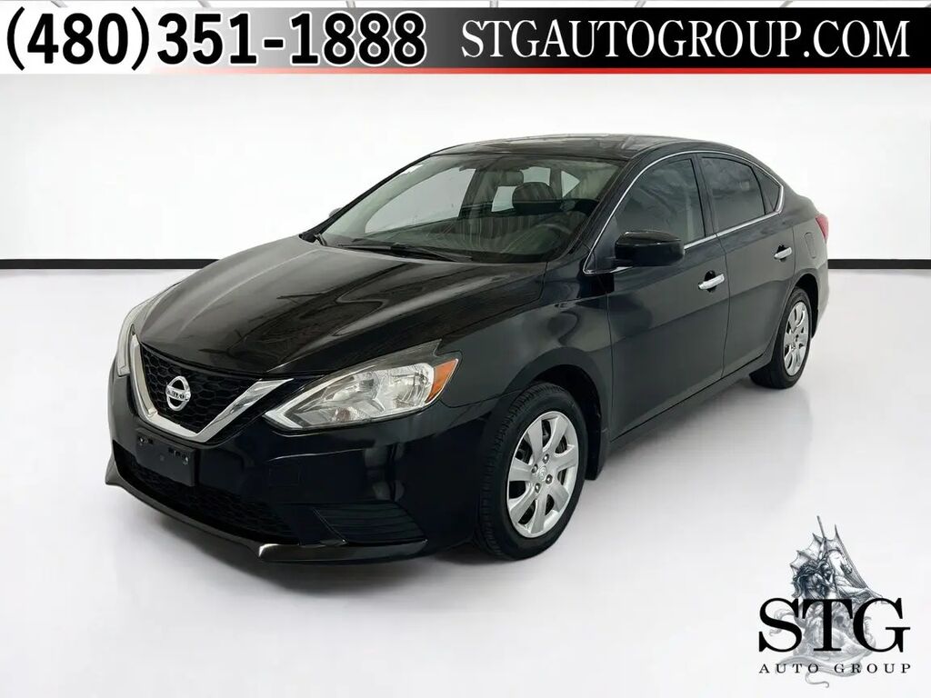 2016 Nissan Sentra S — photo 1 of 13