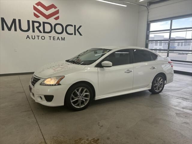 2013 Nissan Sentra SR — photo 1 of 1