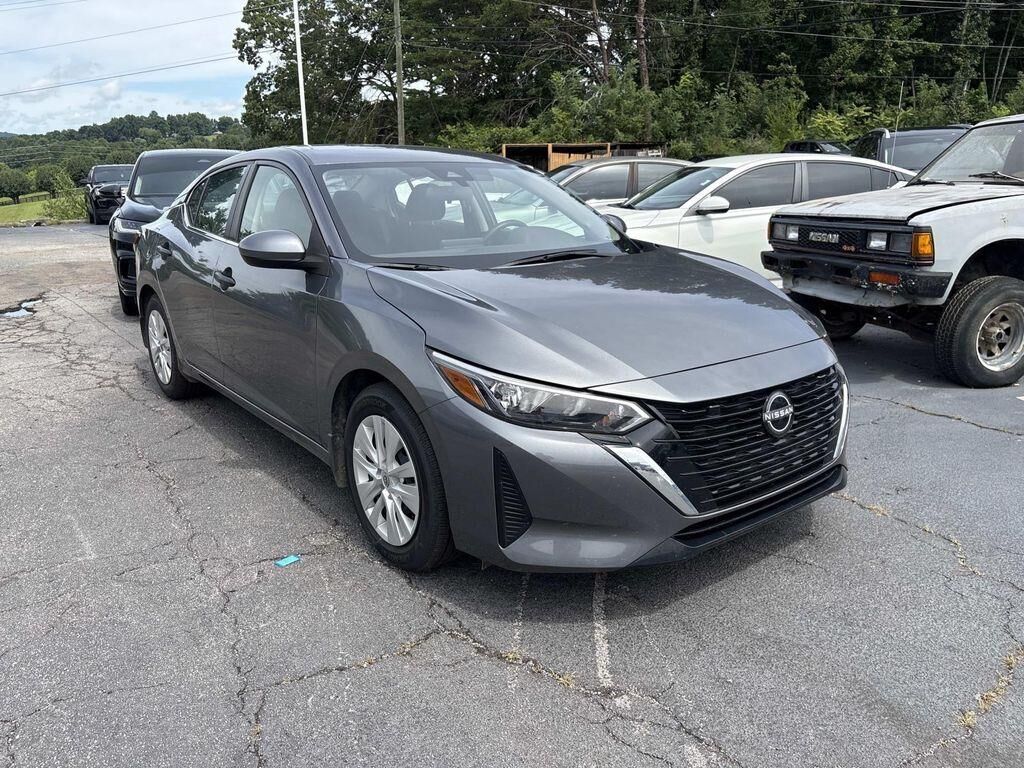 2024 Nissan Sentra S — photo 1 of 13