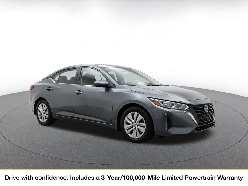 2025 Nissan Sentra S — photo 1 of 8