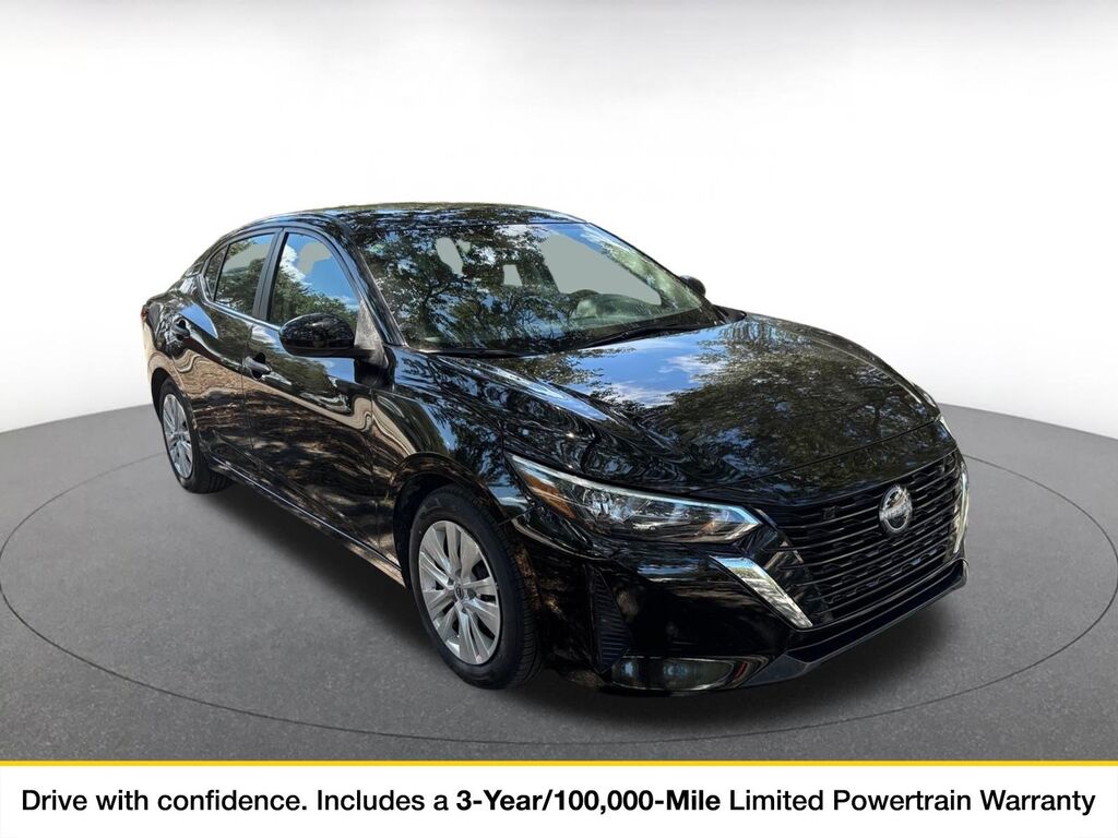 2025 Nissan Sentra S — photo 1 of 11
