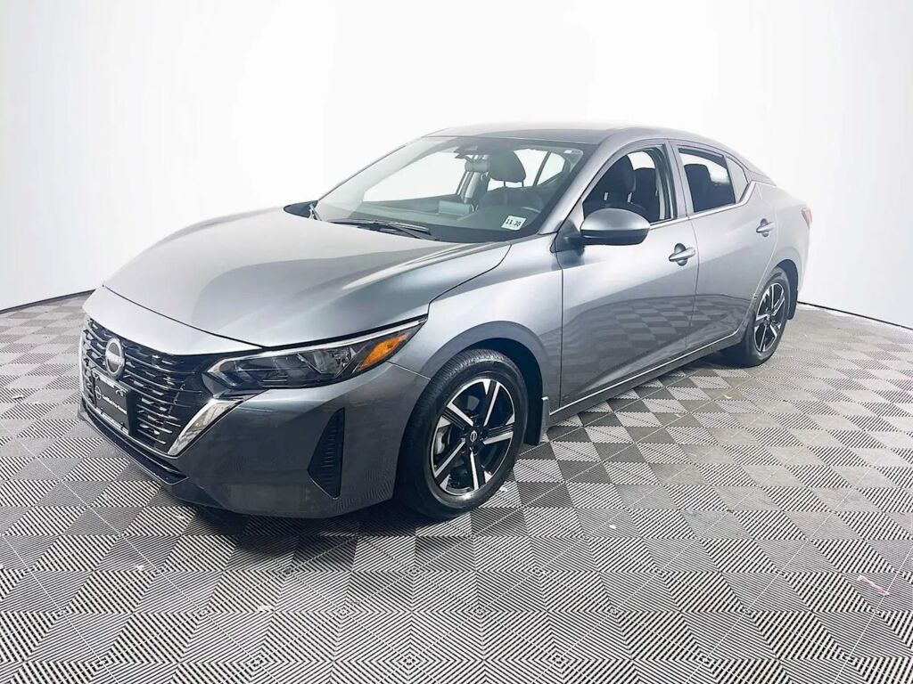 2025 Nissan Sentra SV — photo 1 of 13