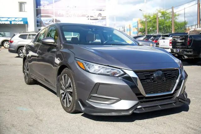 2022 Nissan Sentra SV — photo 1 of 13