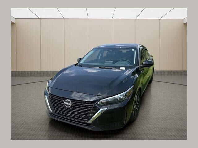 2025 Nissan Sentra SV — photo 1 of 10