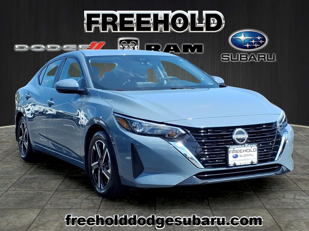 2025 Nissan Sentra — photo 1 of 13