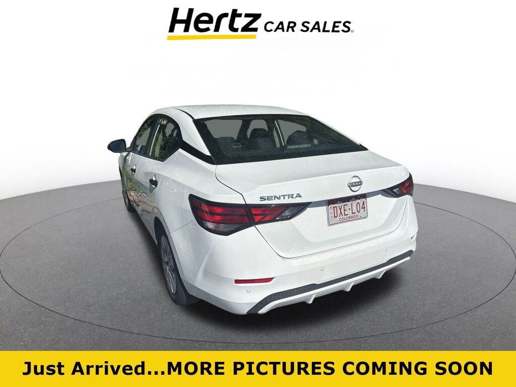 2025 Nissan Sentra SV — photo 1 of 1