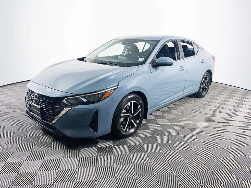 2024 Nissan Sentra SV — photo 1 of 13