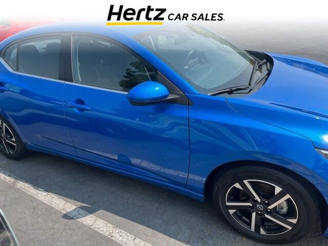 2025 Nissan Sentra SV — photo 1 of 5