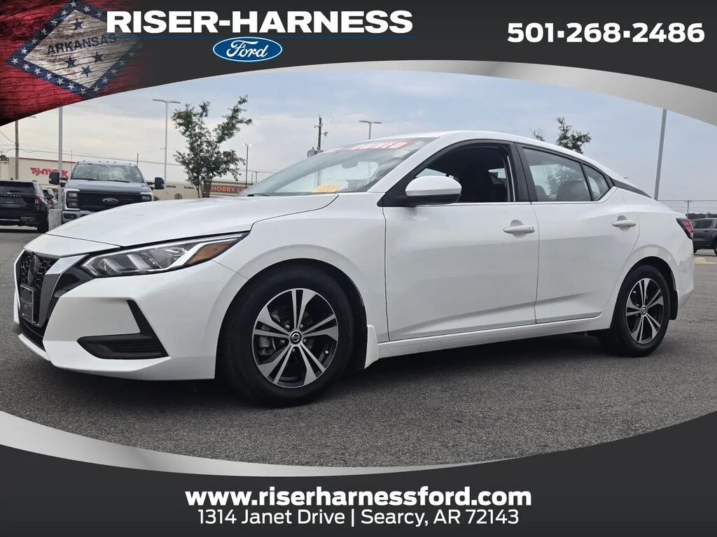 2020 Nissan Sentra SV — photo 1 of 13