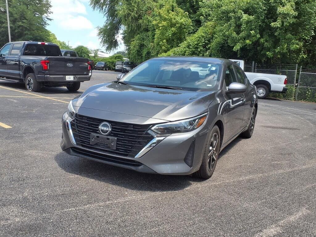 2024 Nissan Sentra SV — photo 1 of 2